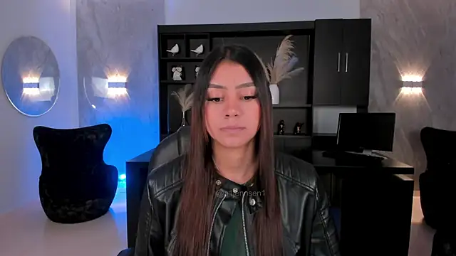 AllyJensen online show from October 4, 10:35 am