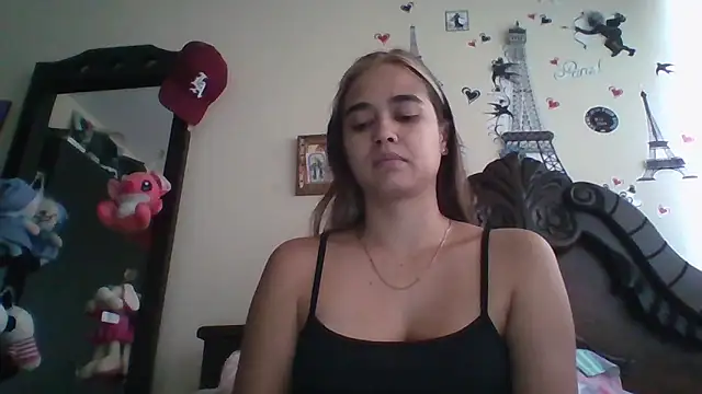 trianabell online show from November 19, 4:40 pm