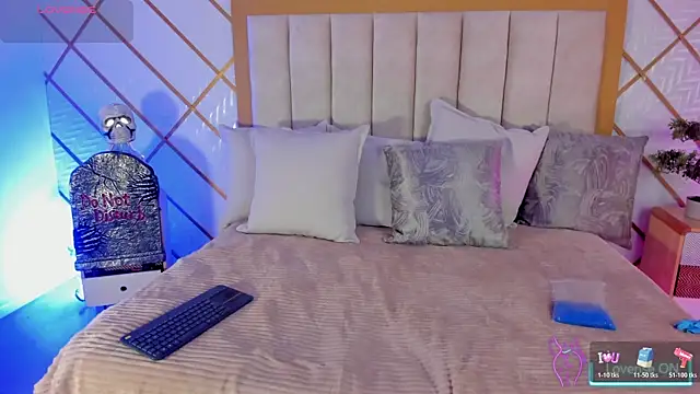 TamyHoney online show from October 30, 1:40 am