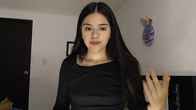 Snapshot of angelbeat_ chatting on February 7, 9:37 pm angelbeat online show from February 7, 9:37 pm