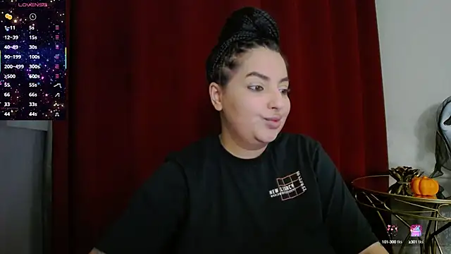 Snapshot of BustyAllyy chatting on October 16, 6:31 pm BustyAllyy online show from October 16, 6:31 pm