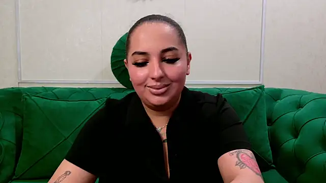 BustyAllyy online show from July 9, 4:55 pm