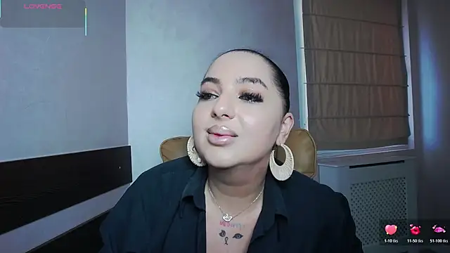 BustyAllyy online show from July 26, 4:03 pm