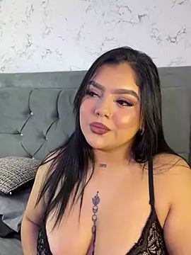 Brhiana Williamms online show from June 10, 1:21 pm