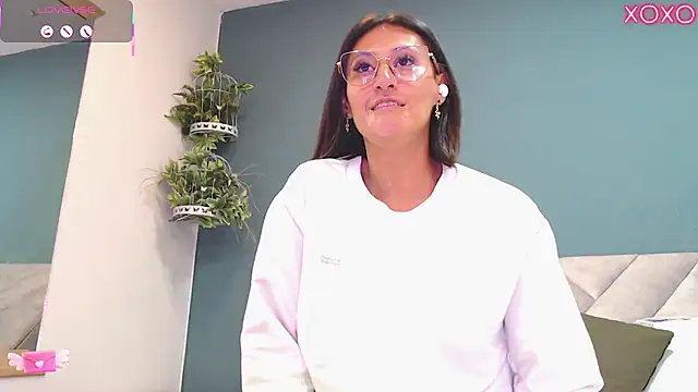 SharisWillian online show from October 27, 4:05 am