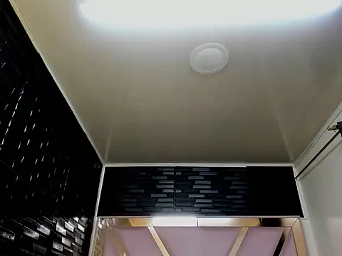 DaianaLutz online show from November 6, 1:45 pm