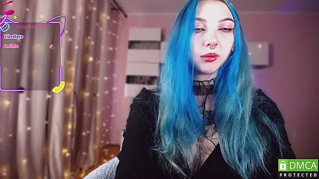 JustMeowGirl online show from October 19, 4:13 am