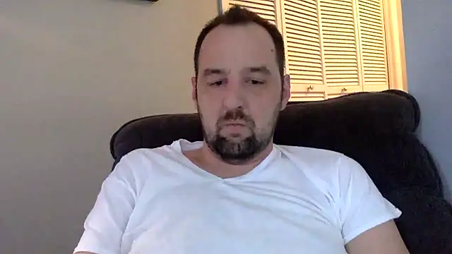 Snapshot of Kink_Master_Daddy chatting on April 22, 12:46 am Kink Master Daddy online show from April 22, 12:46 am