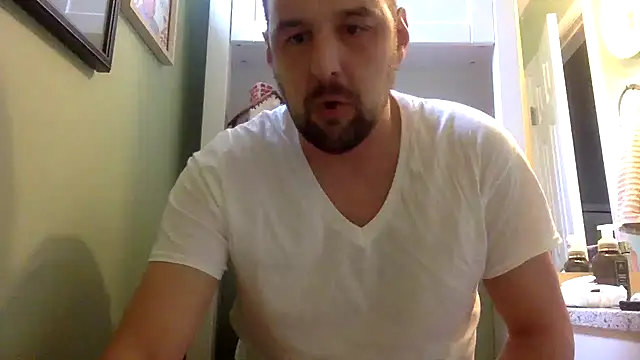 Snapshot of Kink_Master_Daddy chatting on April 25, 2:25 pm Kink Master Daddy online show from April 25, 2:25 pm