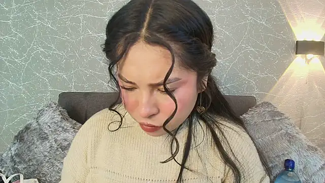 mia roux13 online show from January 5, 7:28 pm