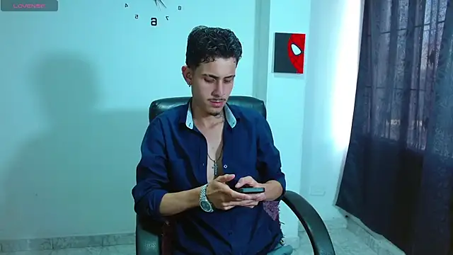 Snapshot of Bastiaan_28 chatting on October 2, 7:54 pm Bastiaan 28 online show from October 2, 7:54 pm