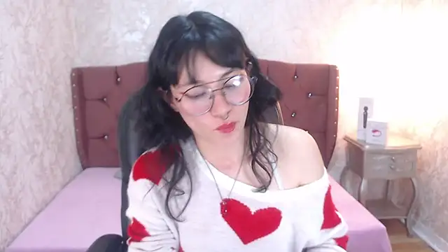 charlottemoonxz online show from February 13, 8:24 pm