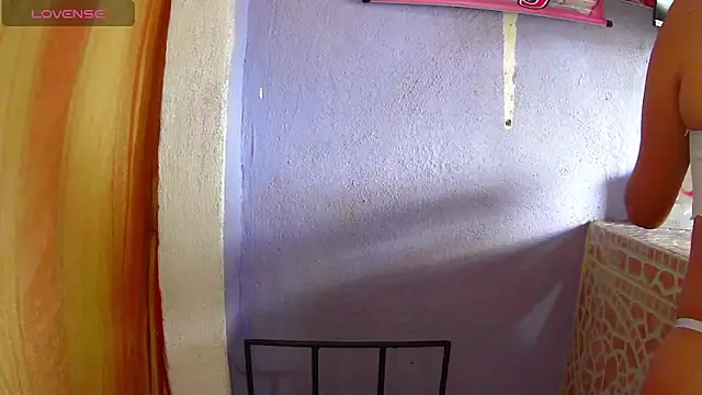 lynieh- online show from October 6, 8:50 pm