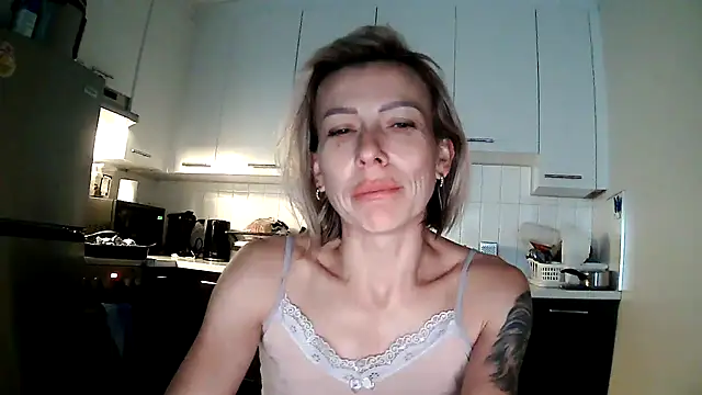 anechka1 online show from September 25, 11:47 am