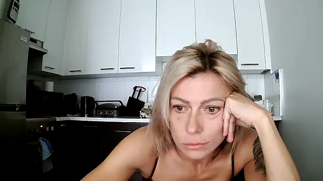 anechka1 online show from October 4, 4:49 pm