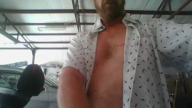 stillplayswithplanes online show from July 17, 8:35 pm