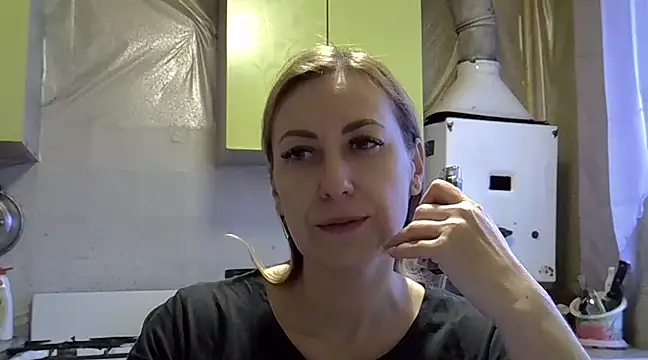 AshleyXHoney online show from December 13, 12:39 pm