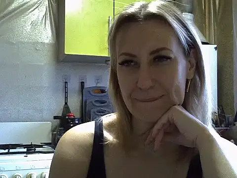 AshleyXHoney online show from November 10, 7:07 am