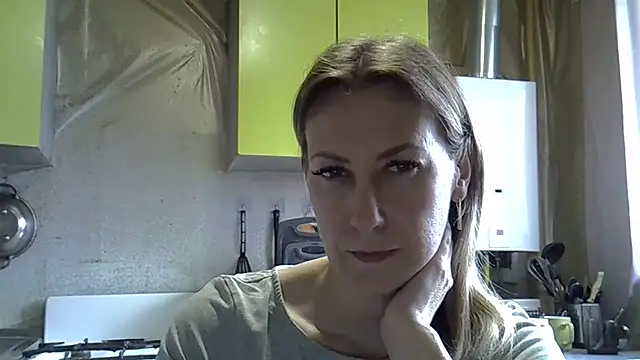 AshleyXHoney online show from April 23, 6:36 am