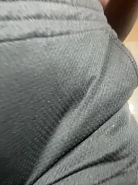 julietunderwoood online show from September 27, 6:24 pm