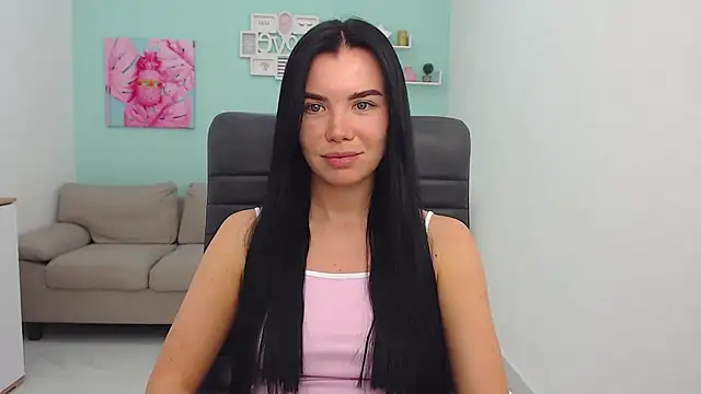 MadisonGomes online show from March 16, 12:00 pm