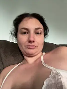 MilfyMrsRobinson online show from February 3, 3:27 pm
