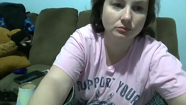 Snapshot of MilfyMrsRobinson chatting on November 17, 12:11 pm MilfyMrsRobinson online show from November 17, 12:11 pm