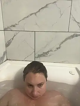 MilfyMrsRobinson online show from February 1, 9:02 pm