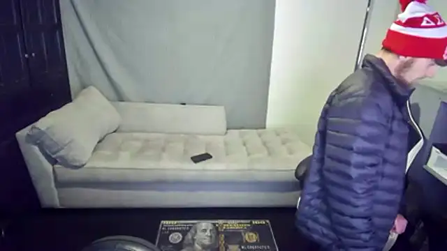 RyleyRydes online show from December 19, 6:53 am