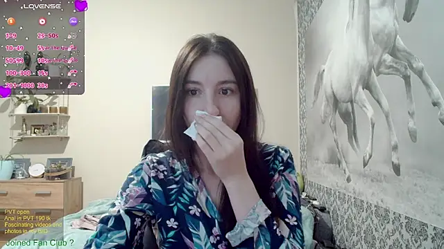 Wowpornoo online show from January 29, 1:37 am