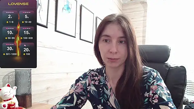 Wowpornoo online show from September 20, 8:26 am