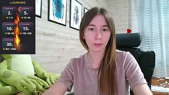 Snapshot of Wowpornoo chatting on April 3, 2:26 pm Wowpornoo online show from April 3, 2:26 pm