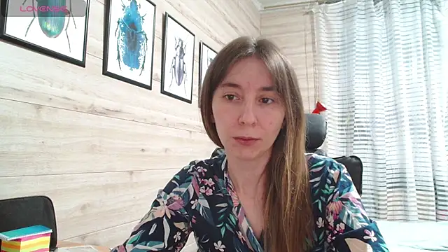 Wowpornoo online show from May 27, 4:37 pm