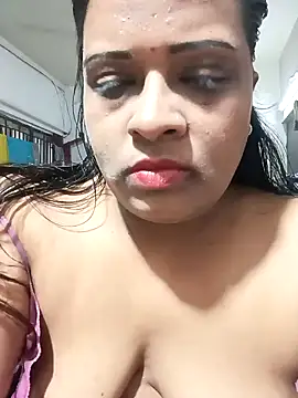 Snapshot of Love_Jenny chatting on January 5, 6:46 am Love Jenny online show from January 5, 6:46 am