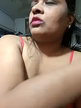 Snapshot of Love_Jenny chatting on January 11, 3:31 pm Love Jenny online show from January 11, 3:31 pm