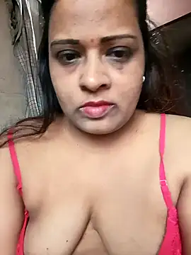 Snapshot of Love_Jenny chatting on January 19, 5:05 am Love Jenny online show from January 19, 5:05 am