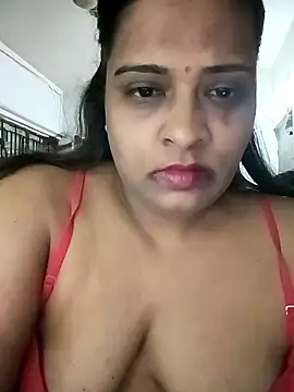 Snapshot of Love_Jenny chatting on January 19, 2:59 pm Love Jenny online show from January 19, 2:59 pm