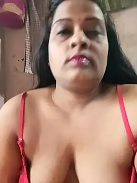 Snapshot of Love_Jenny chatting on January 25, 4:56 am Love Jenny online show from January 25, 4:56 am