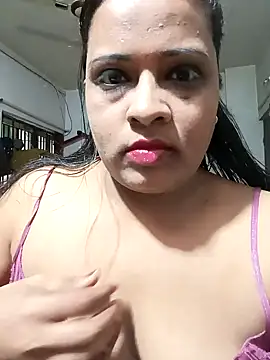 Snapshot of Love_Jenny chatting on January 31, 7:18 am Love Jenny online show from January 31, 7:18 am