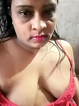 Snapshot of Love_Jenny chatting on February 23, 10:28 am Love Jenny online show from February 23, 10:28 am