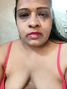 Snapshot of Love_Jenny chatting on February 26, 4:25 am Love Jenny online show from February 26, 4:25 am