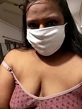 Snapshot of Love_Jenny chatting on October 28, 4:27 am Love Jenny online show from October 28, 4:27 am