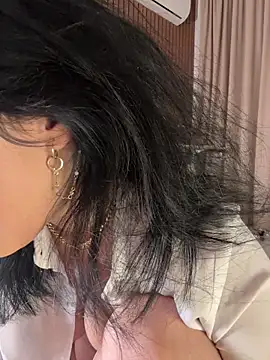 Snapshot of KimArts chatting on February 27, 7:36 pm KimArts online show from February 27, 7:36 pm