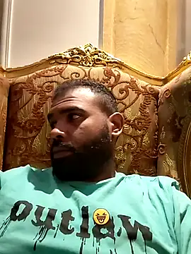 Snapshot of ListedLoin chatting on November 25, 11:49 pm ListedLoin online show from November 25, 11:49 pm