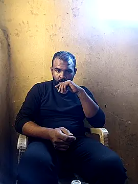 Snapshot of ListedLoin chatting on November 28, 12:30 pm ListedLoin online show from November 28, 12:30 pm