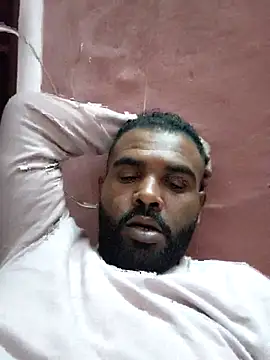 Snapshot of ListedLoin chatting on December 3, 10:41 pm ListedLoin online show from December 3, 10:41 pm