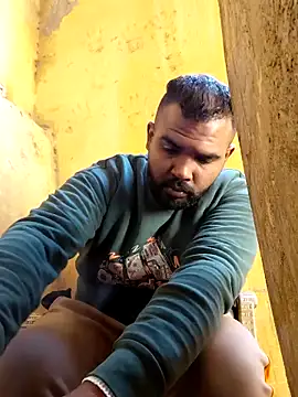 ListedLoin online show from March 22, 6:50 am