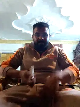 Snapshot of ListedLoin chatting on April 11, 12:37 am ListedLoin online show from April 11, 12:37 am