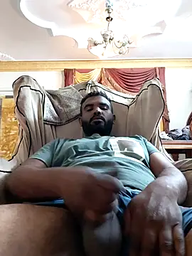 Snapshot of ListedLoin chatting on May 1, 10:42 am ListedLoin online show from May 1, 10:42 am