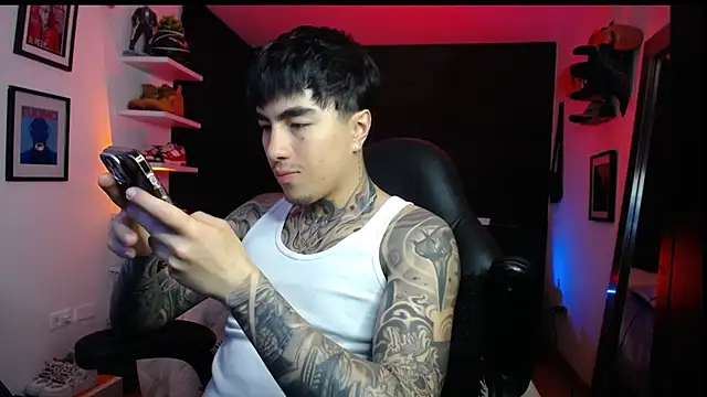 Snapshot of jung_dragon chatting on September 30, 3:33 am jung dragon online show from September 30, 3:33 am